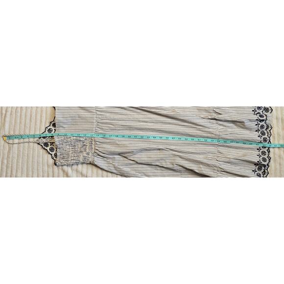 Madewell Floral Embroidered Jardin Midi Cotton Dress - Picture 13 of 14